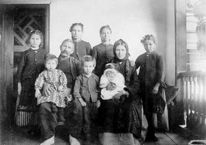 Η οικογένεια του Θεοδώρου και της Μαρίας Ζιώγα.